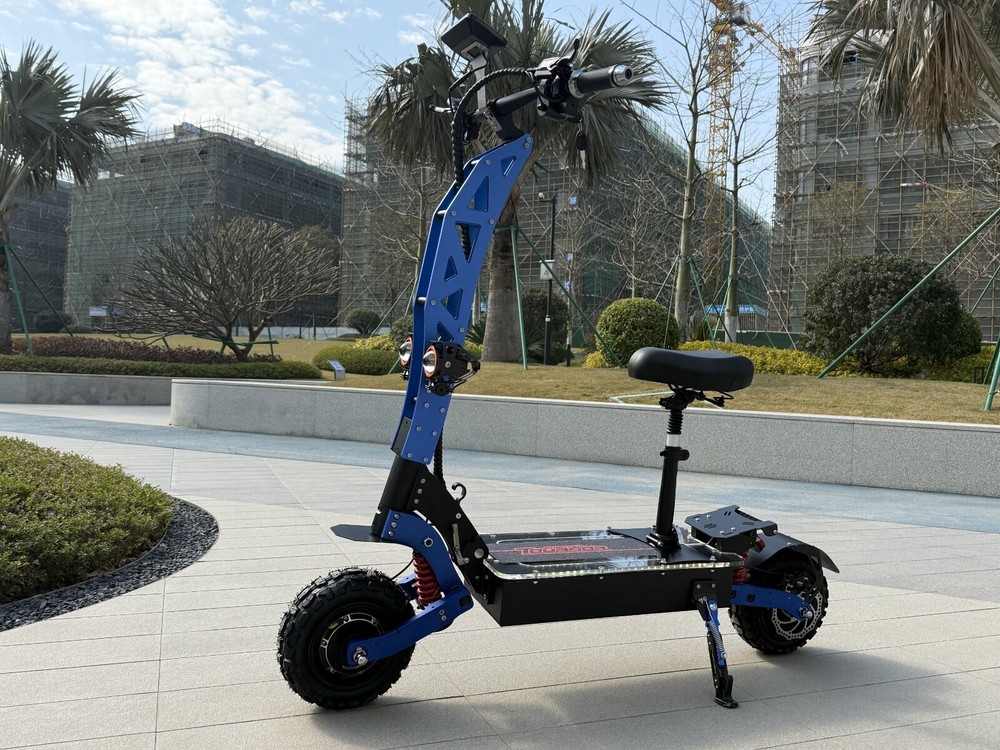 Electric Scooter Dual motor 60V6000W Off Road,FAST speed 70KM/h Foldable Scooter