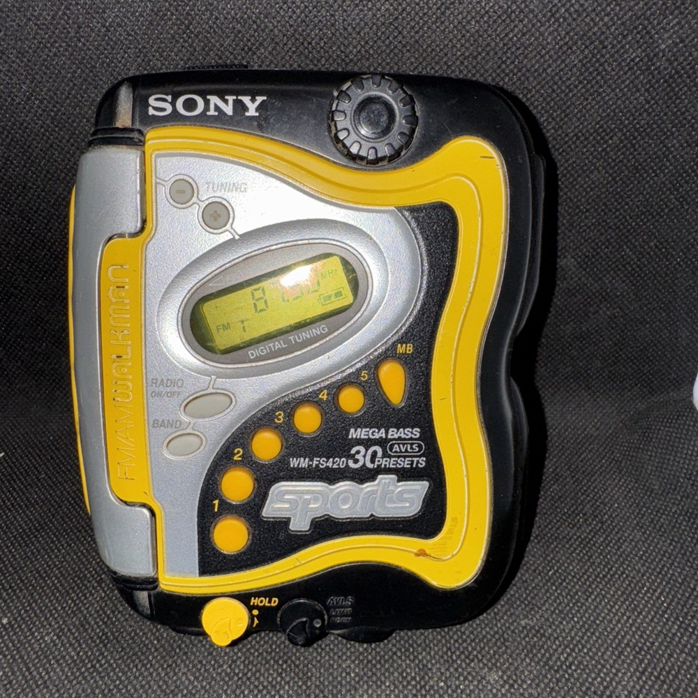 Sony Sports Walkman WM-FS420 FM/AM Cassette Player