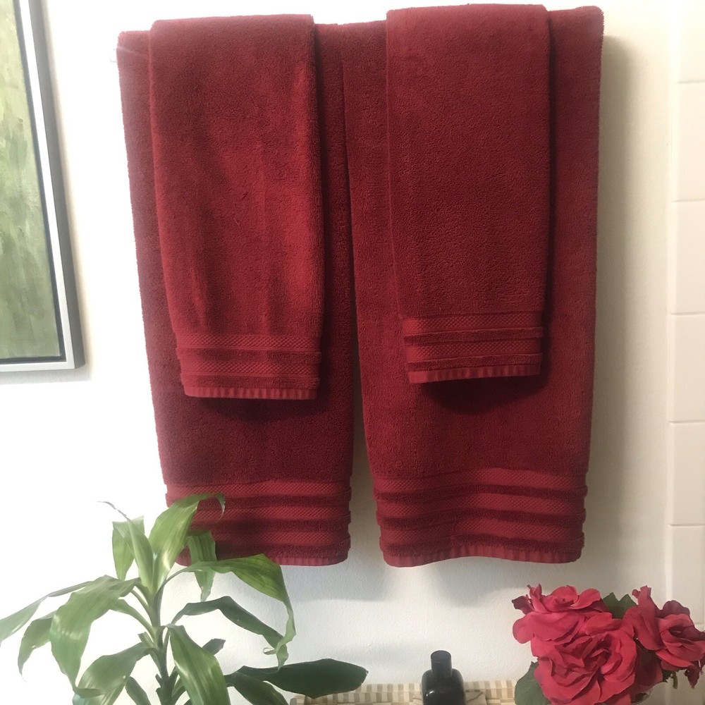 Ruby Red Luxury 2 Bath 2 Hand Towel Set Soft Absorbent