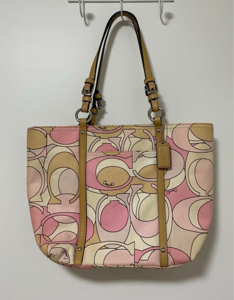 Excellent Condition COACH Pink Canvas Tote Bag