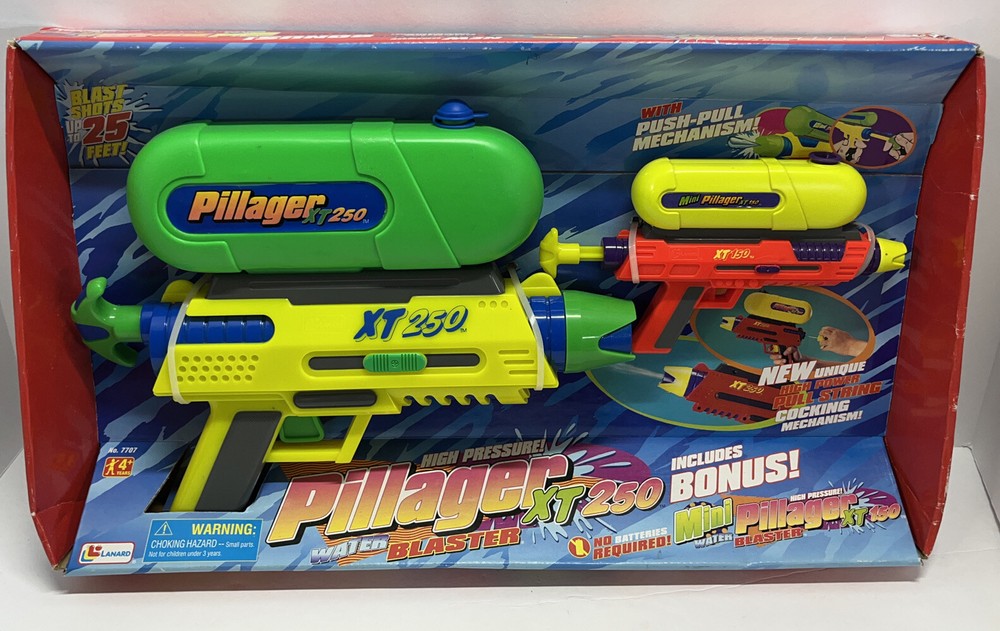Rare Box Set  of Vintage 1997 Lanard Pillager XT250 Water Blaster Guns Original