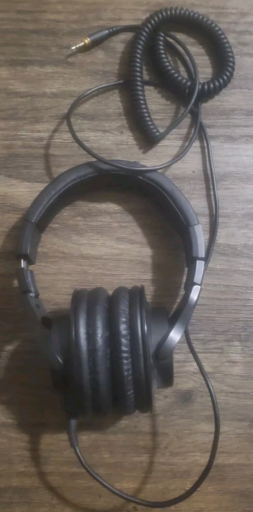 Audio-Technica ATH-M40X Professional Monitor Over The Ear Headphones Need Pads