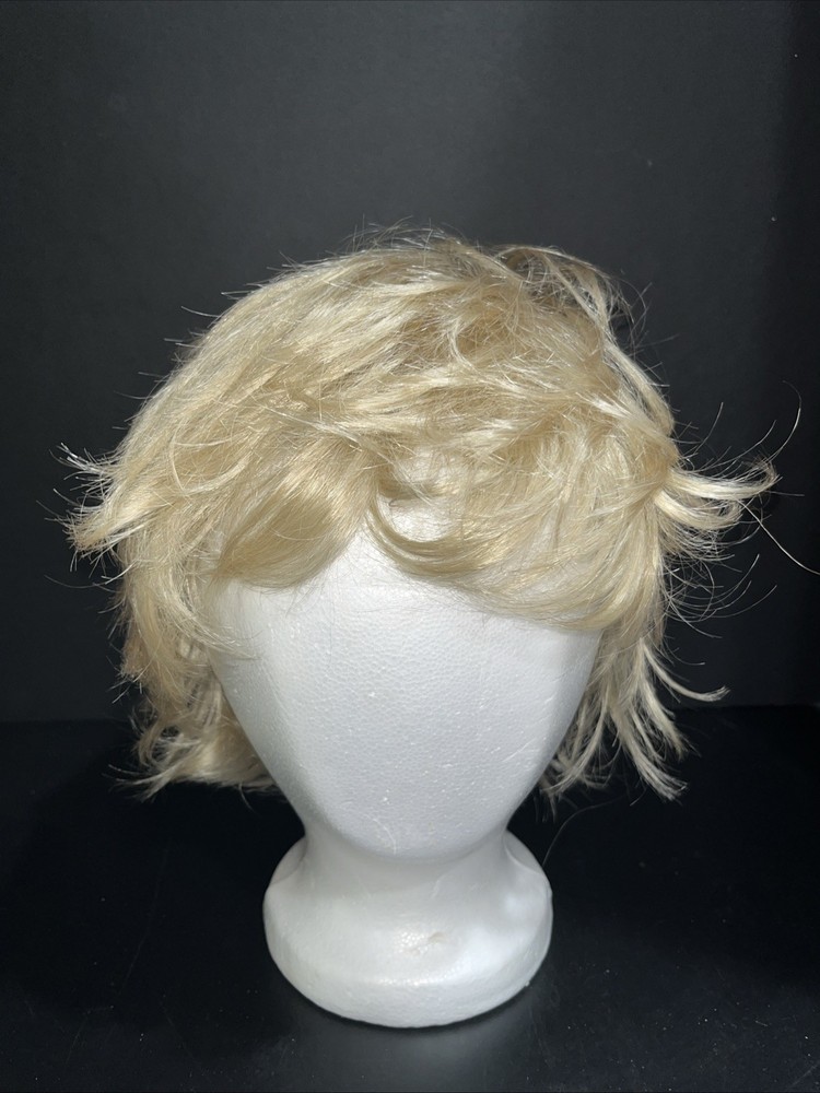 Vintage Paula Young A2079 Blonde Straight Short Wig Size 22 Average