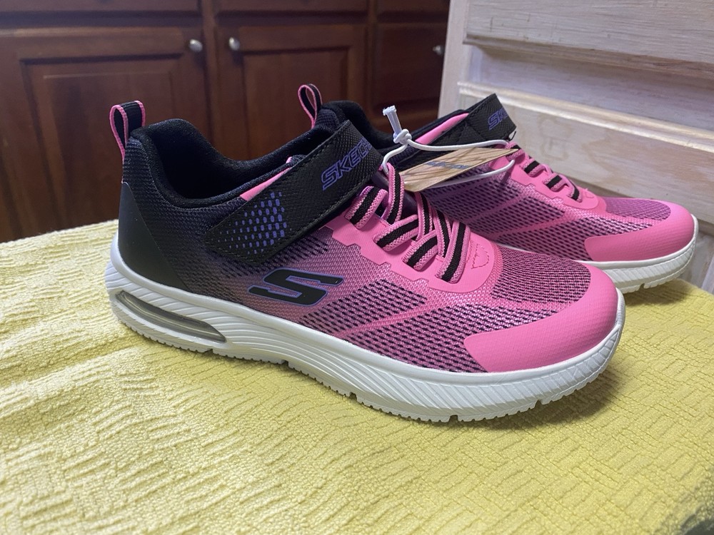 Skechers Girls Dyna-Air Sneaker, Lightweight, Breathable, Black/Pink, Size 2
