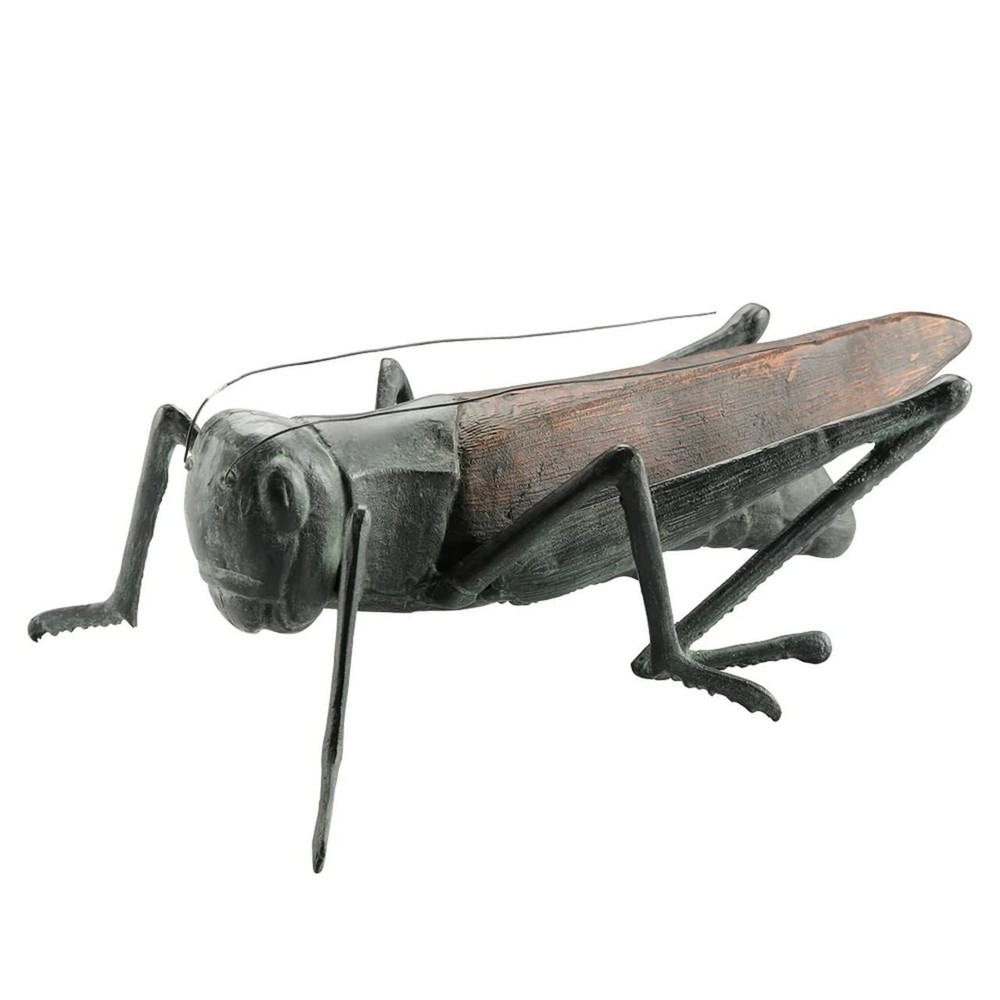 Garden Cricket Sculpture for Outdoor Decor 50592