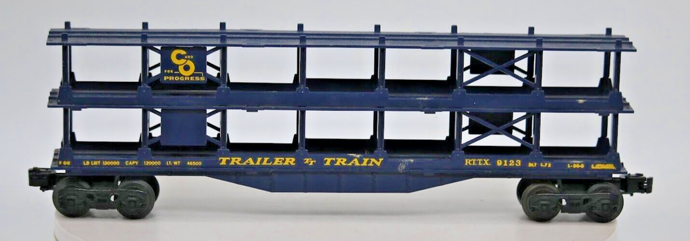 Lionel Plastic O Gauge 6-9123 Auto Carrier C & O Dark Blue With Yellow Letters