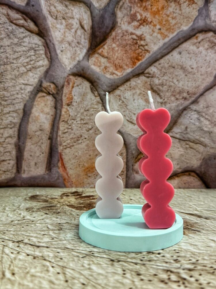 Hand Made Scented Candle for Valentine's Day soy wax heart shaped red white