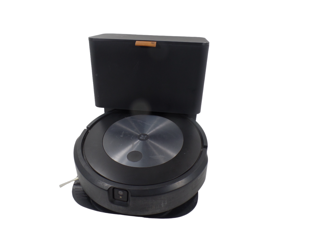 iRobot Roomba j7+ Self-Emptying Robot Vacuum with ADG-N1 Charging Dock - Free Shipping