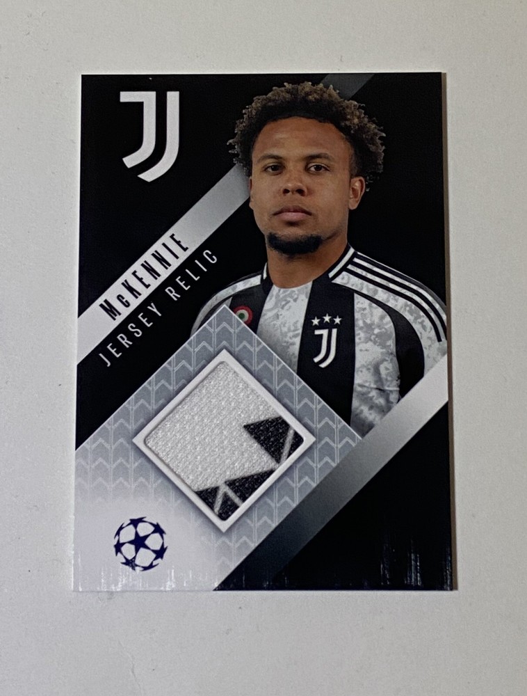 Topps Match Attax - Weston McKennie Juventus Jersey Relic Card JR-WMK