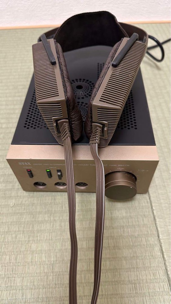 STAX Vacuum tube driver amplifier for headphones SRM-T1S + Headphones SR-407