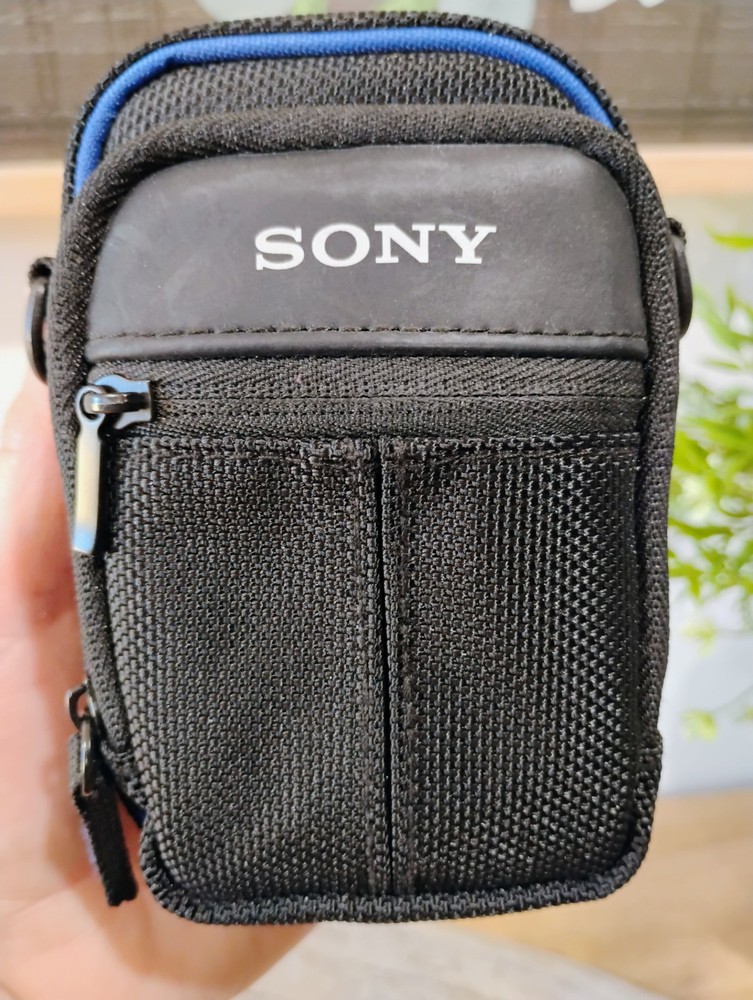 Estuche de transporte para cámara Sony (LCS-CSJ) para cámaras Sony DSC-S/W/T/N Series -