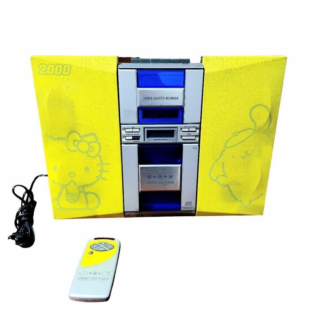 Hello Kitty Pompompurin Collabo CD player Sanrio Limited Rare Vintage 1999