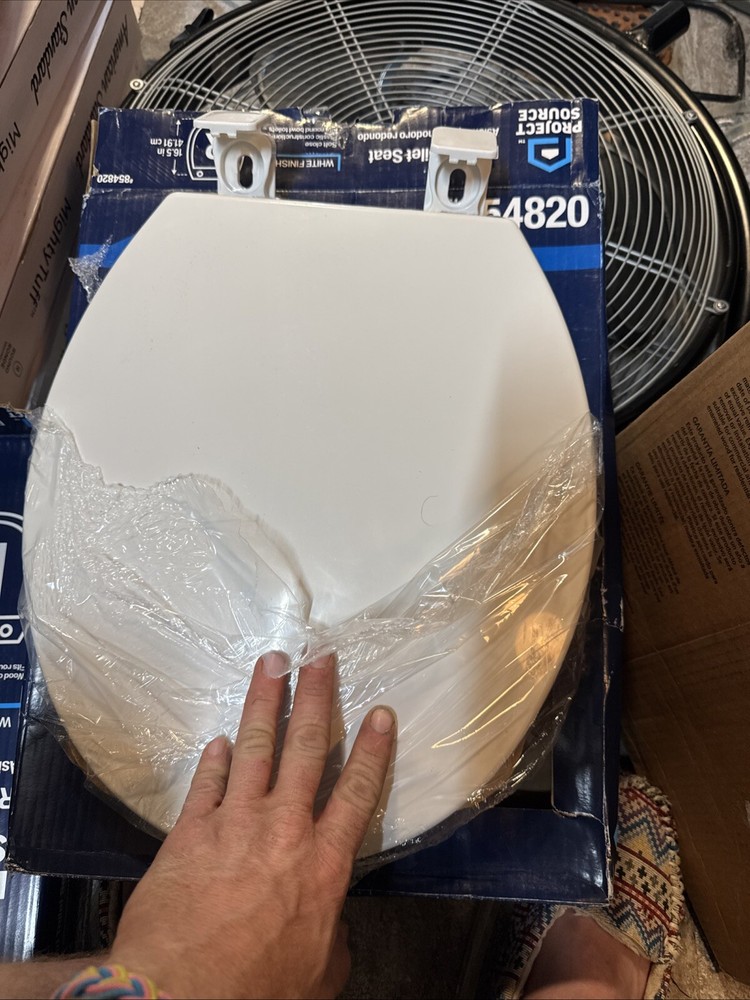 Project Source Round Toilet Seat 854820 Smooth Close Seat White NEW