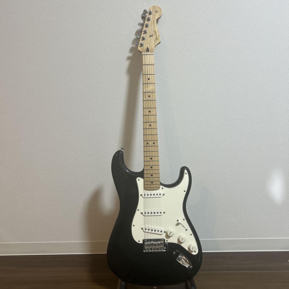 Fender Player Stratocaster Black Safe Packing!