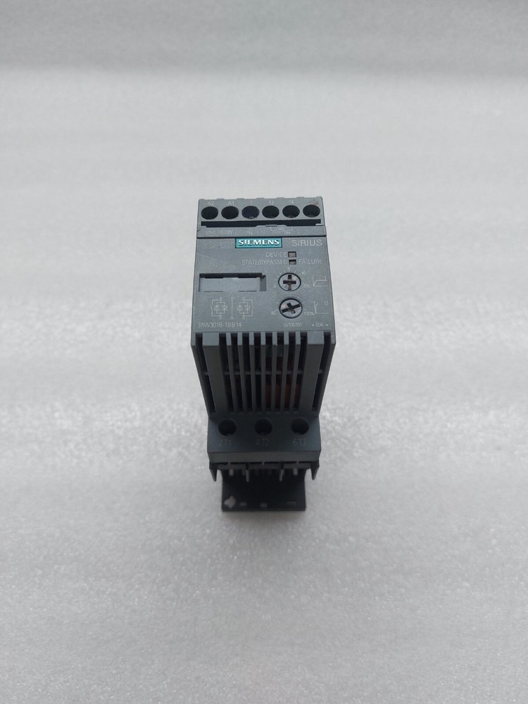 SIEMENS 3RW3018-1BB14 AC SEMICONDUCTOR MOTOR STARTER 7.5KW/400V