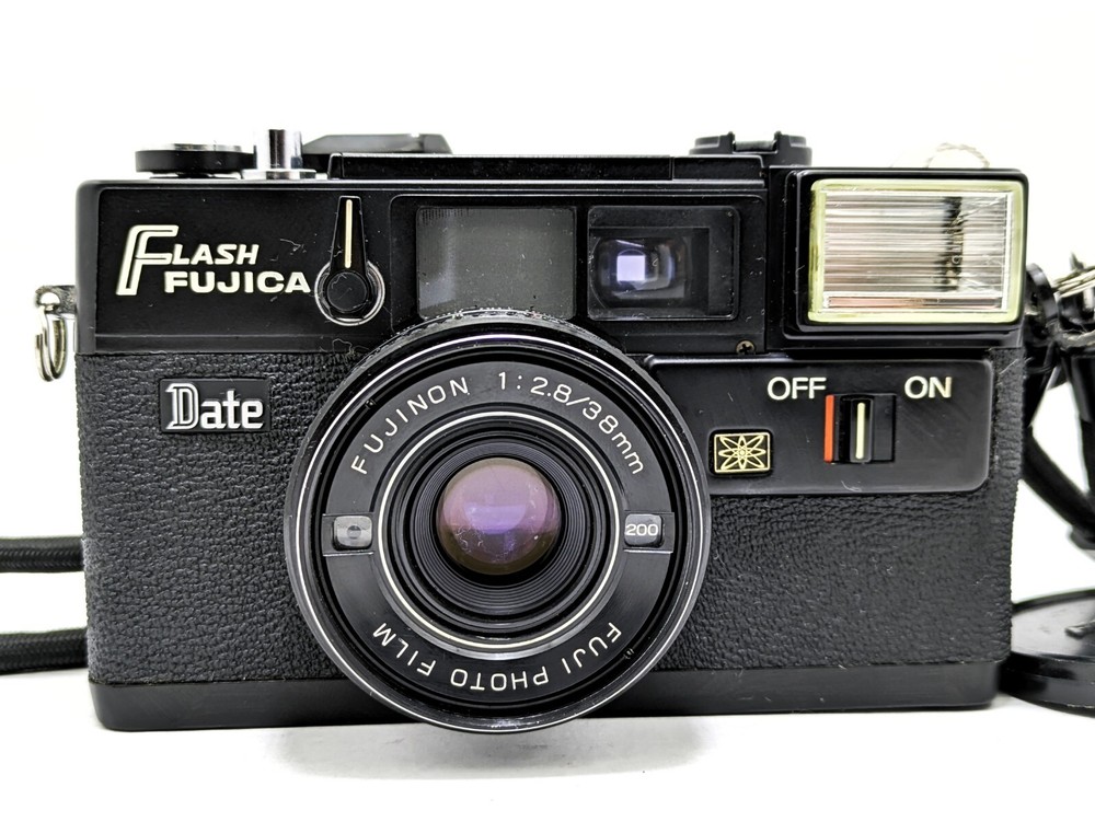 Vintage Fujica Date 35mm Point & Shoot Film Camera with Flash JAPAN AS-IS