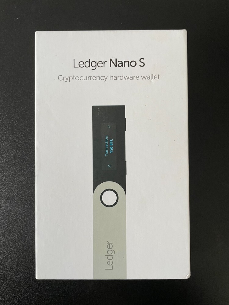 Ledger Nano S Cryptocurrency Hardware Wallet - All accessories included!-image