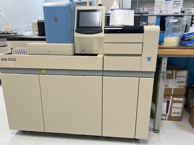 Tosoh Bioscience AIA-900 Automated Immunoassay Analyzer (w/ accessories)-image