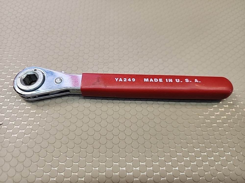 BLUE-POINT TOOLS 5/16” HEX BATTERY TERMINAL RATCHETING WRENCH YA249