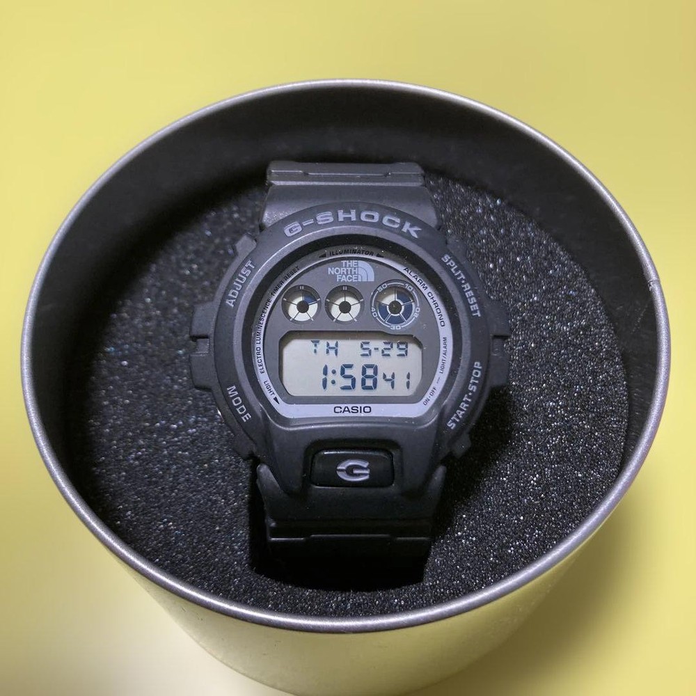 G-Shock x The North Face Digital Watch Supreme Collab Used Stylish