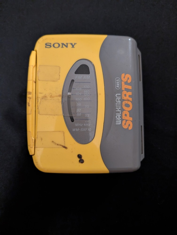 Vintage Sony Sports Walkman  WM-SXF10 AM/FM Cassette Player Parts Not Tested