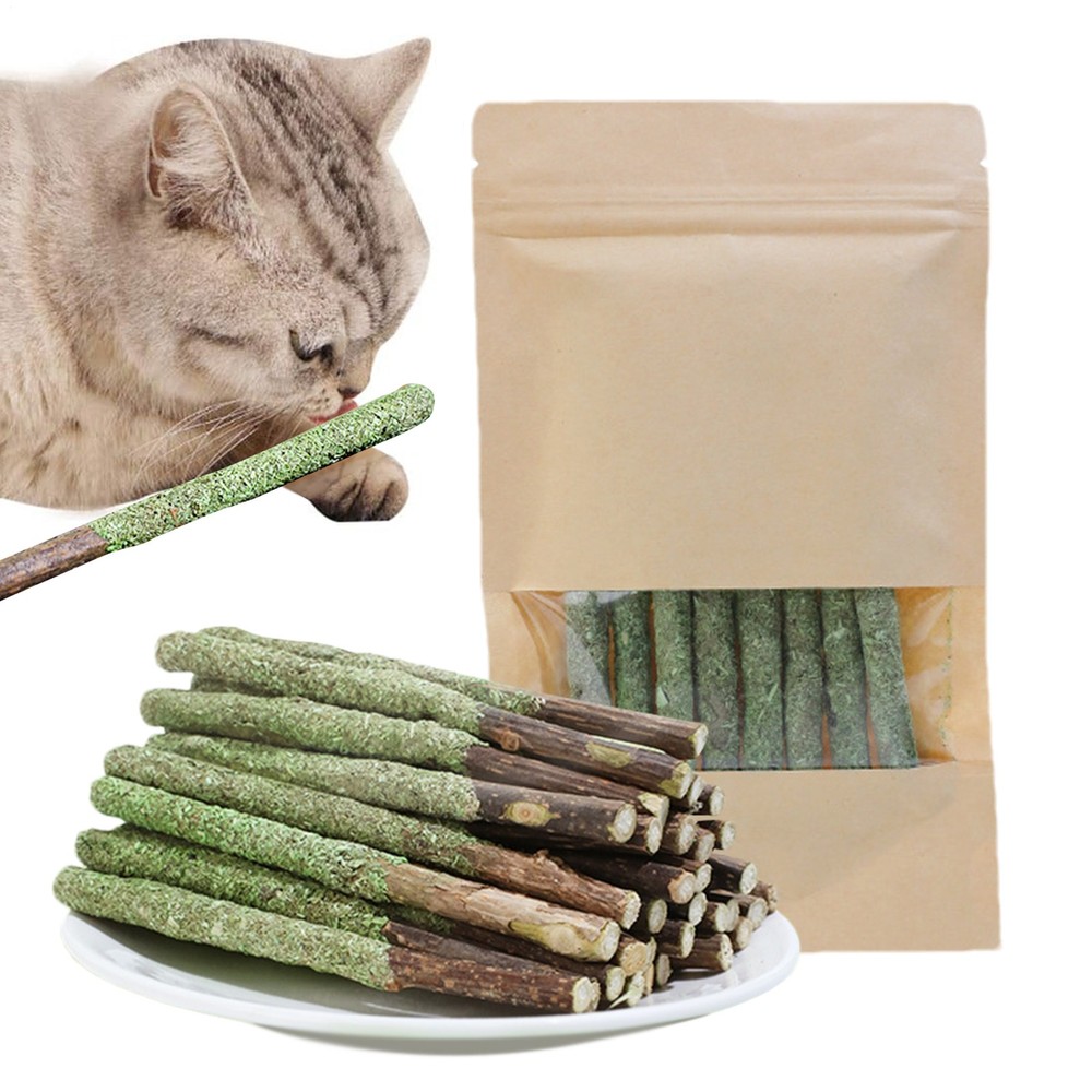 Natural Cat Grass Teething Stick for Hairball Control and Dental Care
