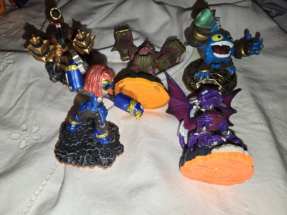 Skylander Giants 5 Figures Lot