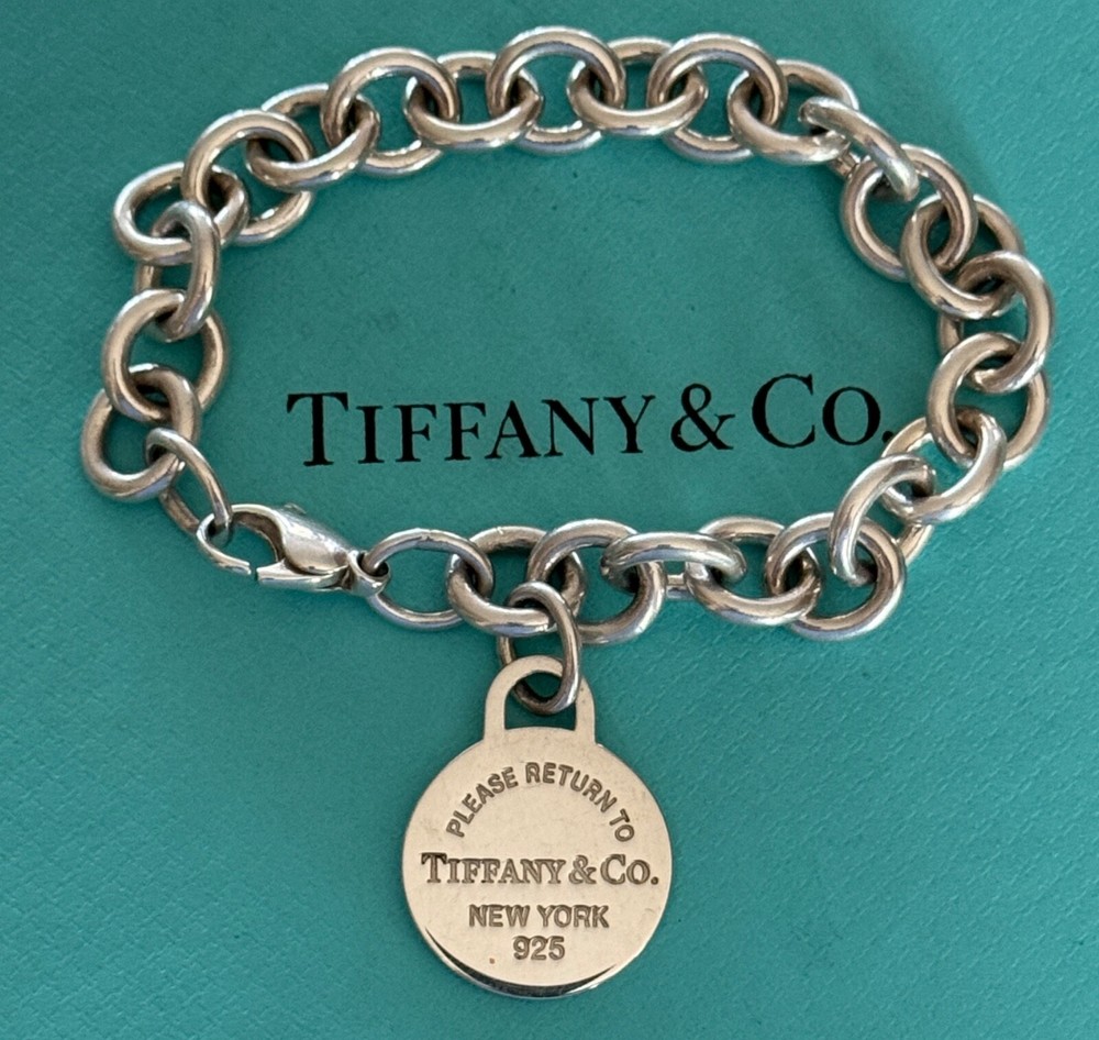 Tiffany & Co.  Return to Tiffany & Co.  Bracelet   7 1/2