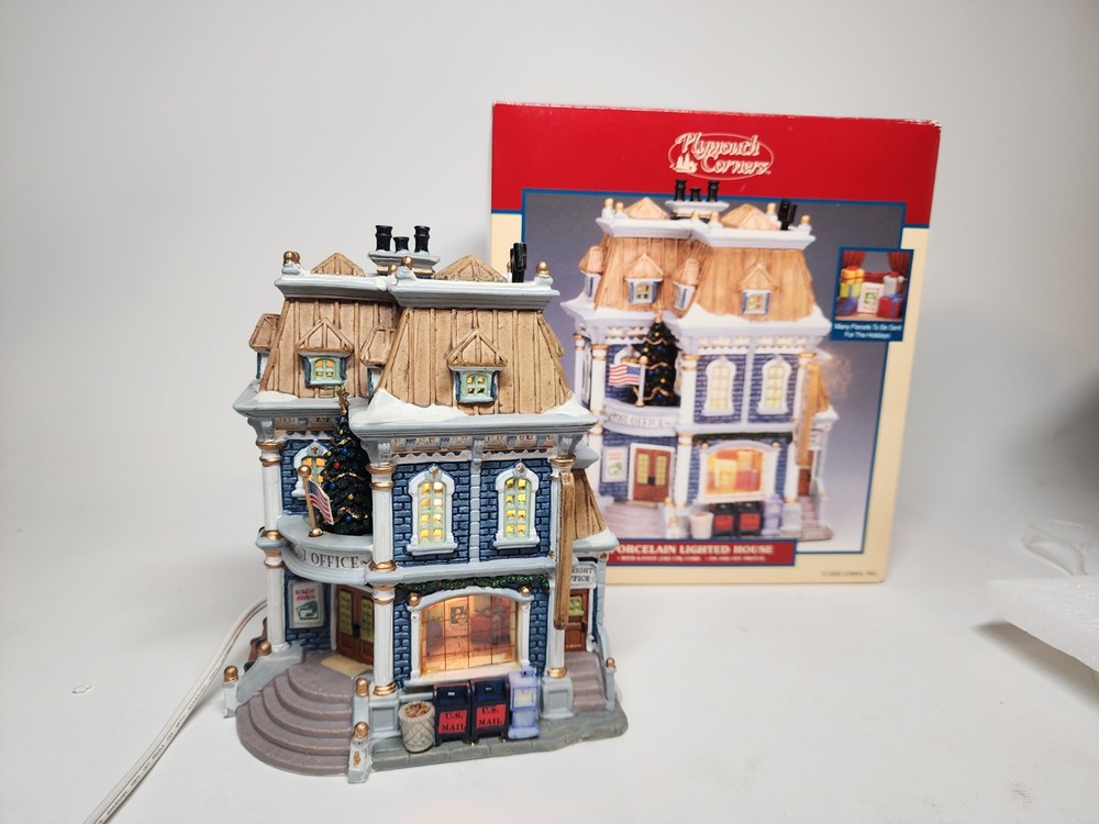 2003 Lemax Plymouth Corners Post Office Lighted Christmas Village House Collectible