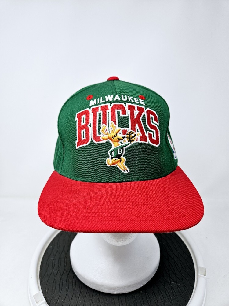Milwaukee Bucks Mitchell & Ness NBA Hardwood Classics Snapback Cap Hat Used