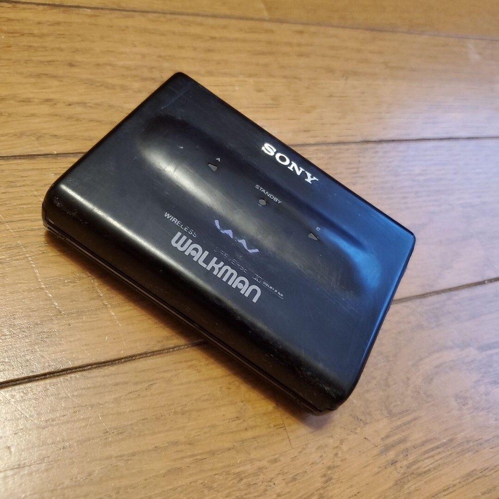 JUNK SONY WM-805 Walkman Cassette Player Portable Audio Vintage