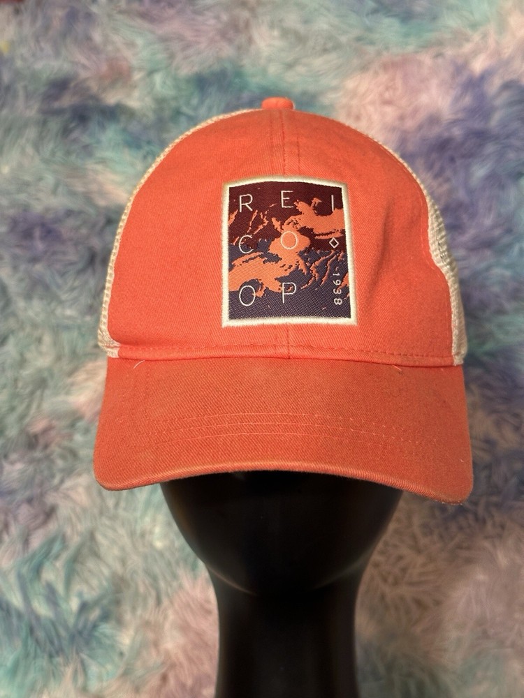 REI Co-Op Coral White Adjustable Vented Snapback Trucker Hat for Men