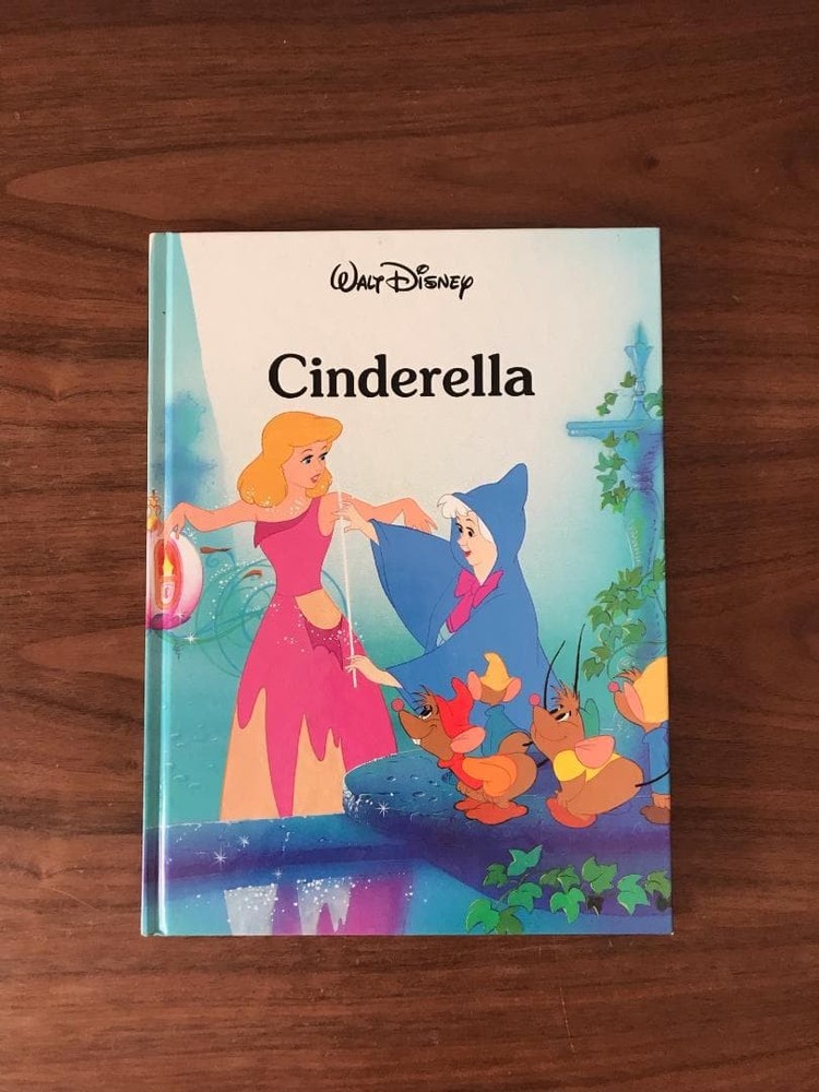 Disney Cinderella English Picture Book  Classic Princess Story