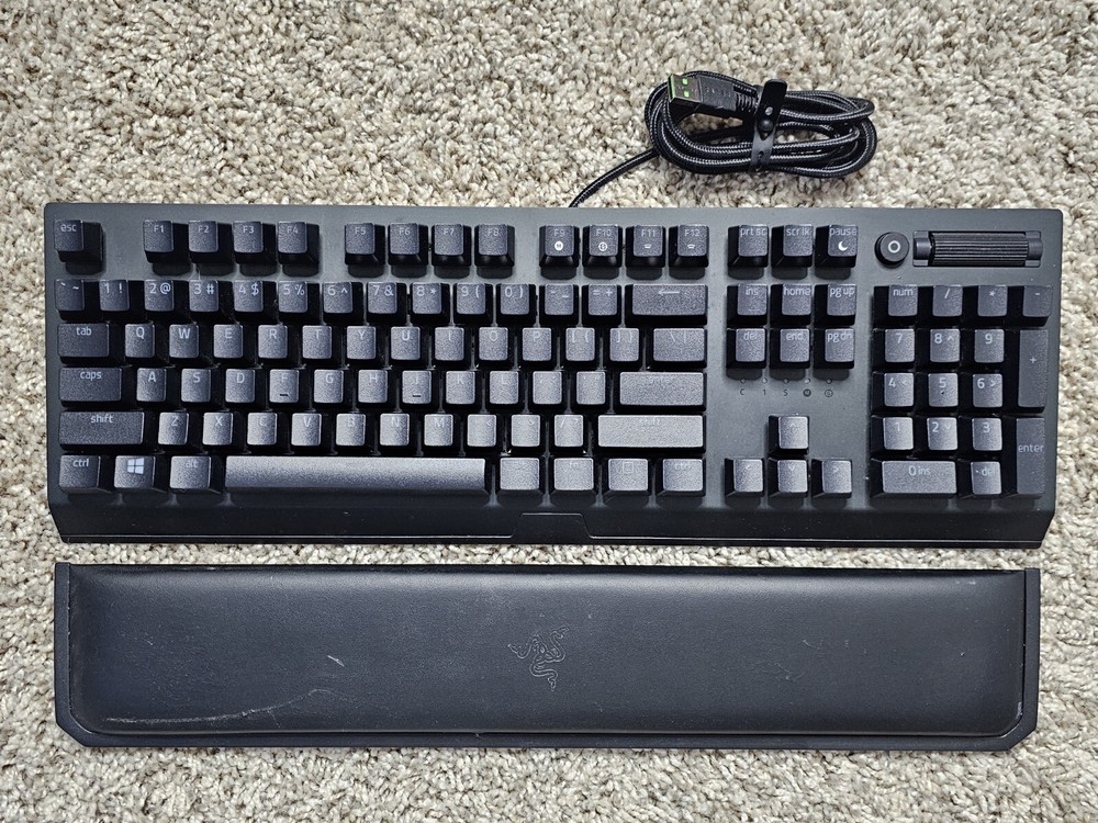 Razer BlackWidow V3 Mechanical Gaming Keyboard with Tactile Green Switches