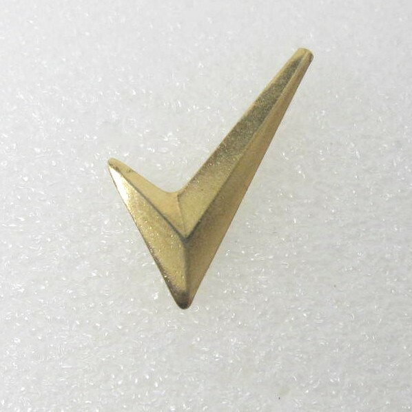 Check Mark Lapel Pin (C813)