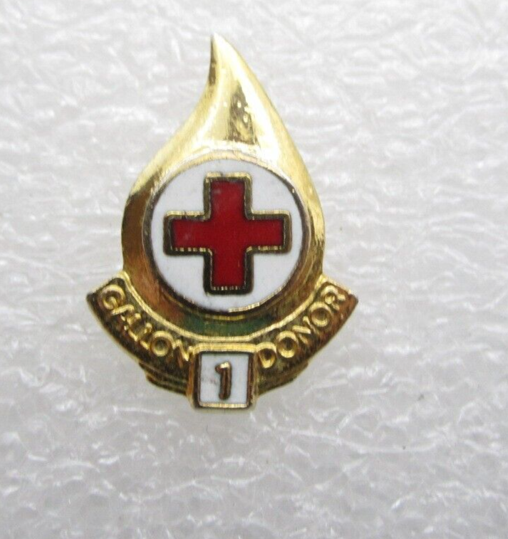 Red Cross 1 Gallon Blood Donor Lapel Pin (D3)