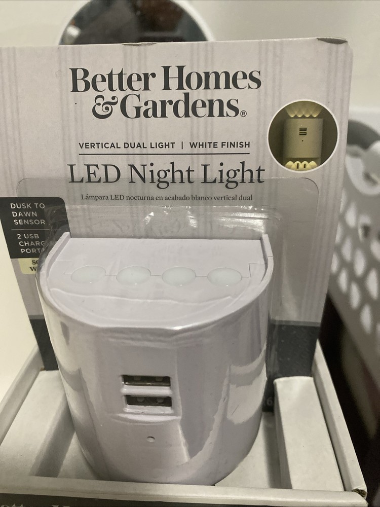 Better Homes Gardens LED Night Light with Dual USB Charging Ports