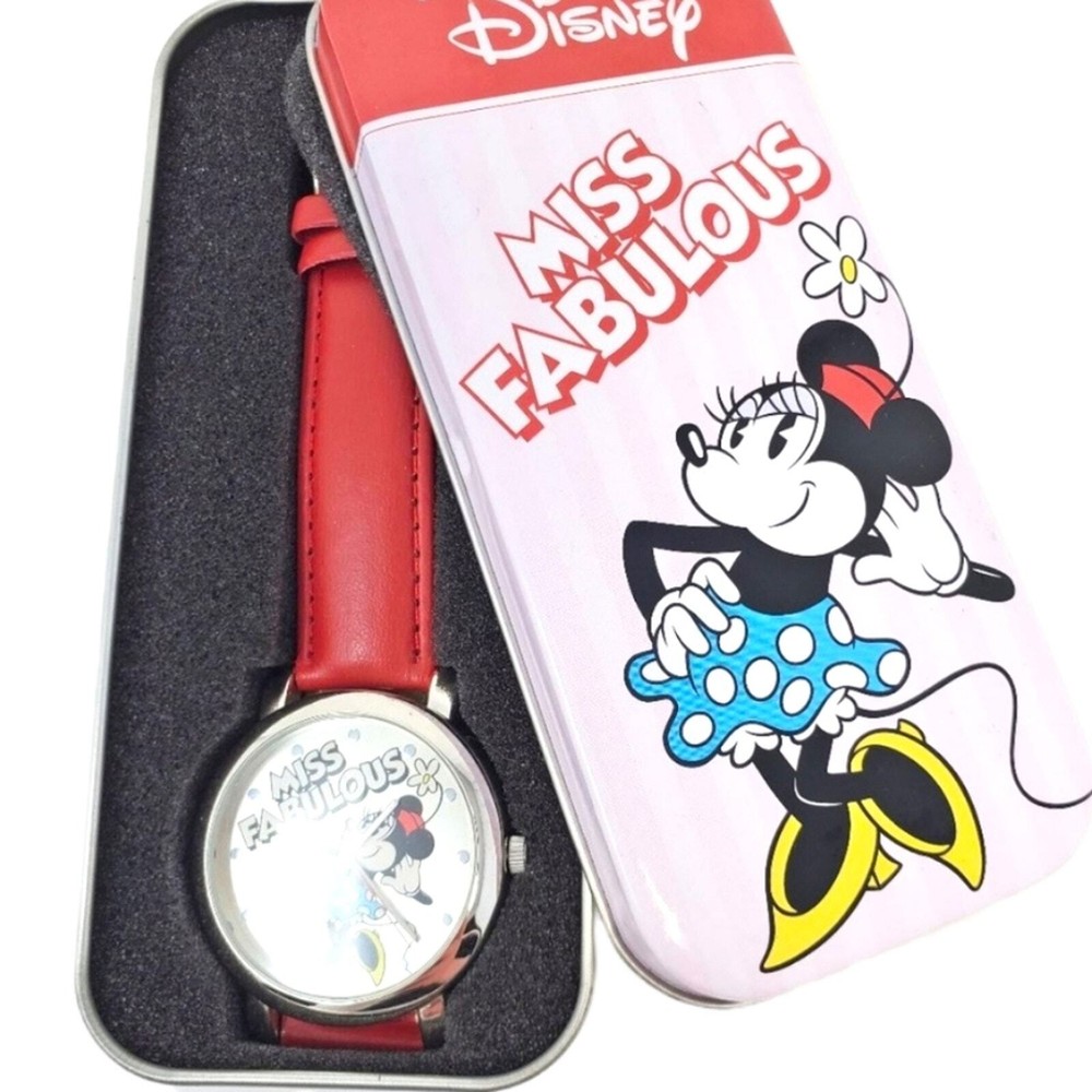 Disney Minnie Mouse Fabulous Red Watch NIP Leather-Like Band