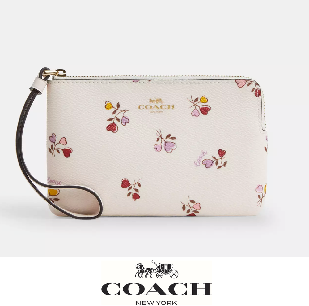 NWT Coach Corner Zip Wristlet Heart Print CW965 Chalk Multi