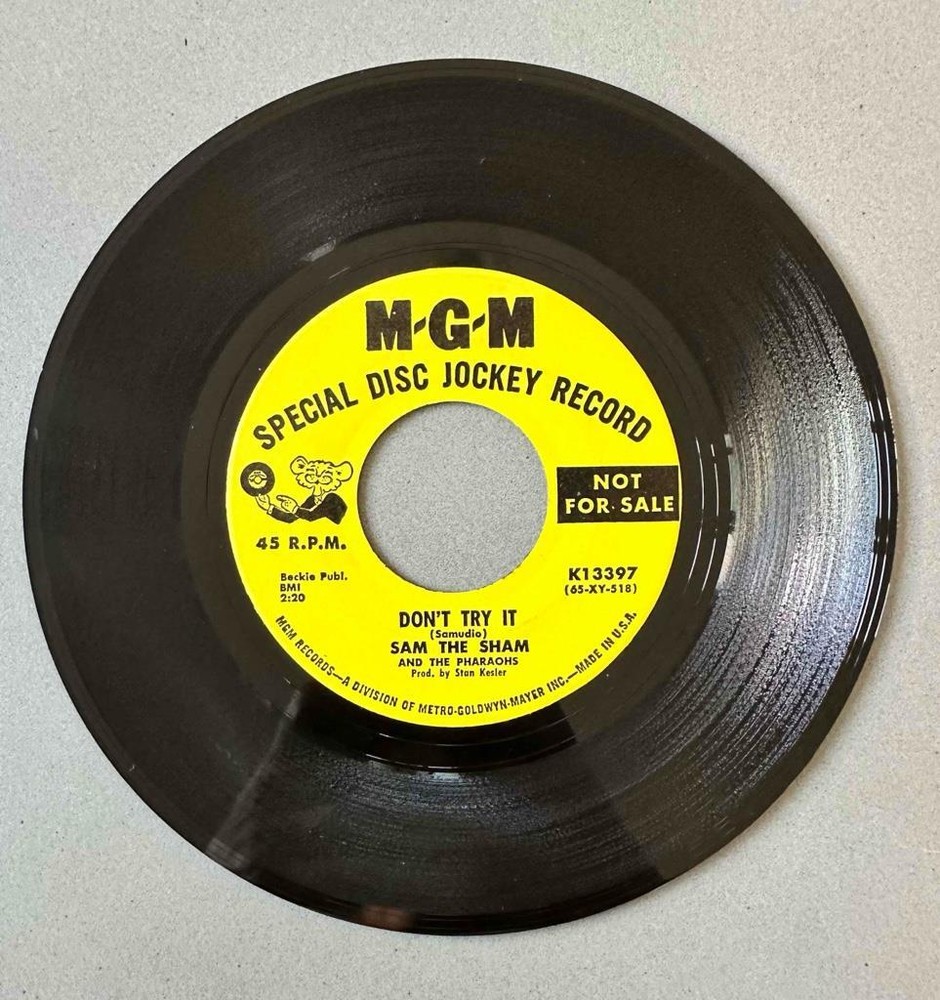 Rock N Roll 45 Sam The Sham - Ring Dang Doo/Don't Try It * MGM Promo
