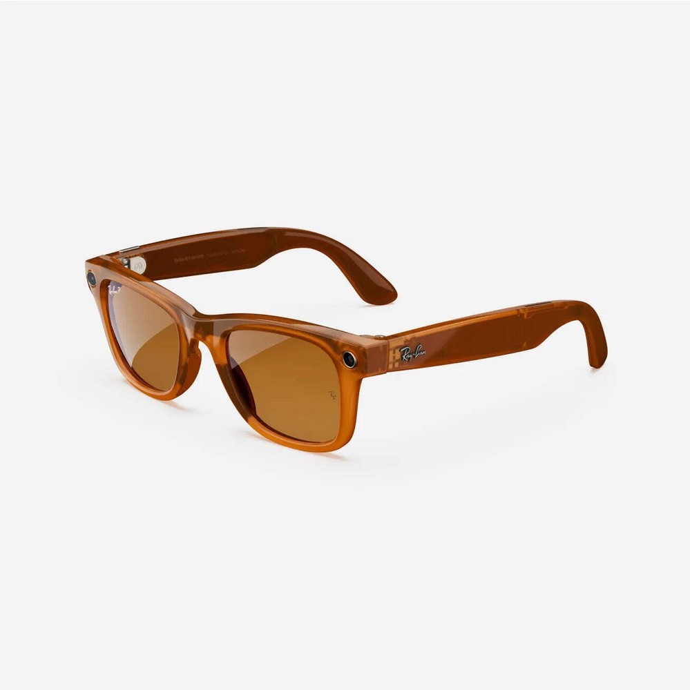 Ray-Ban Meta Wayfarer Refurbished in Shiny Caramel Transparent Brown Large Frame