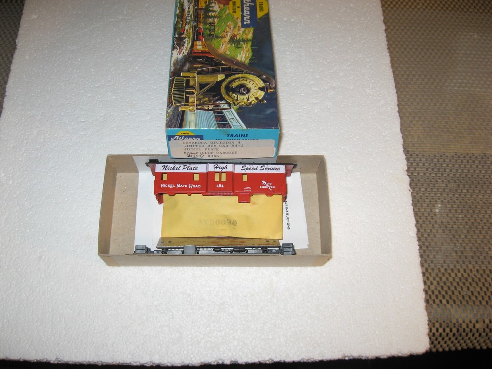 HO SCALE CUSTOM LIMITED RUN NICKEL PLATE ROAD BAY WINDOW CABOOSE KIT!