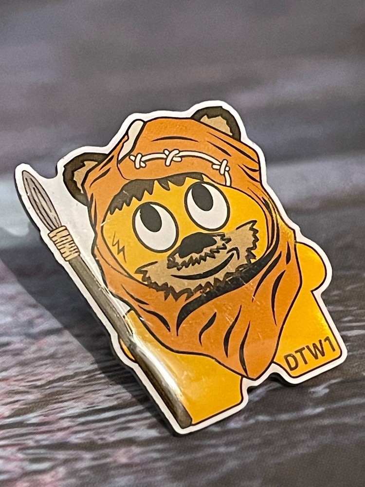 Chewbacca  Star wars Amazon employee peccy pin