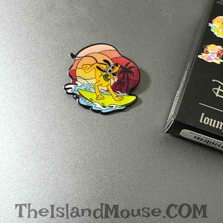 Disney Loungefly Aulani Hawaii Pluto Surfing Surfboard FAB Pin (NN:164886)