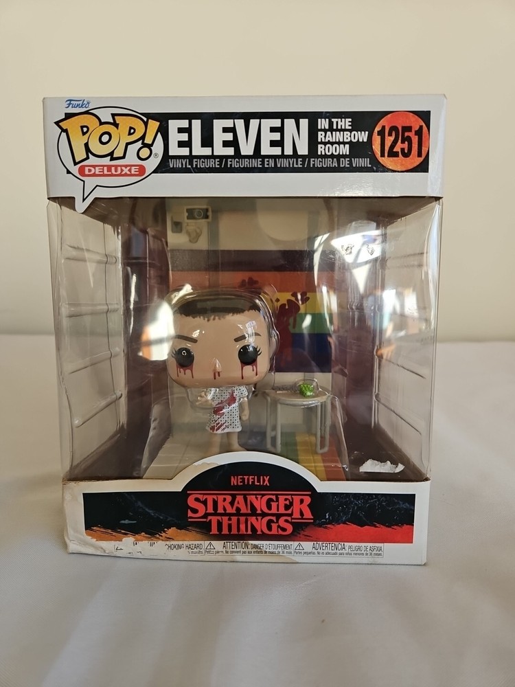 Funko Pop! Deluxe #1251 Eleven In The Rainbow Room Vinyl Figure 2022