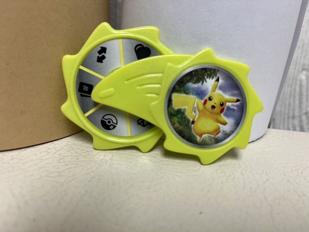 MCDONALD’S HAPPY MEAL 2022 POKEMON BATTLE MATCH SPINNER 12/11/24 M