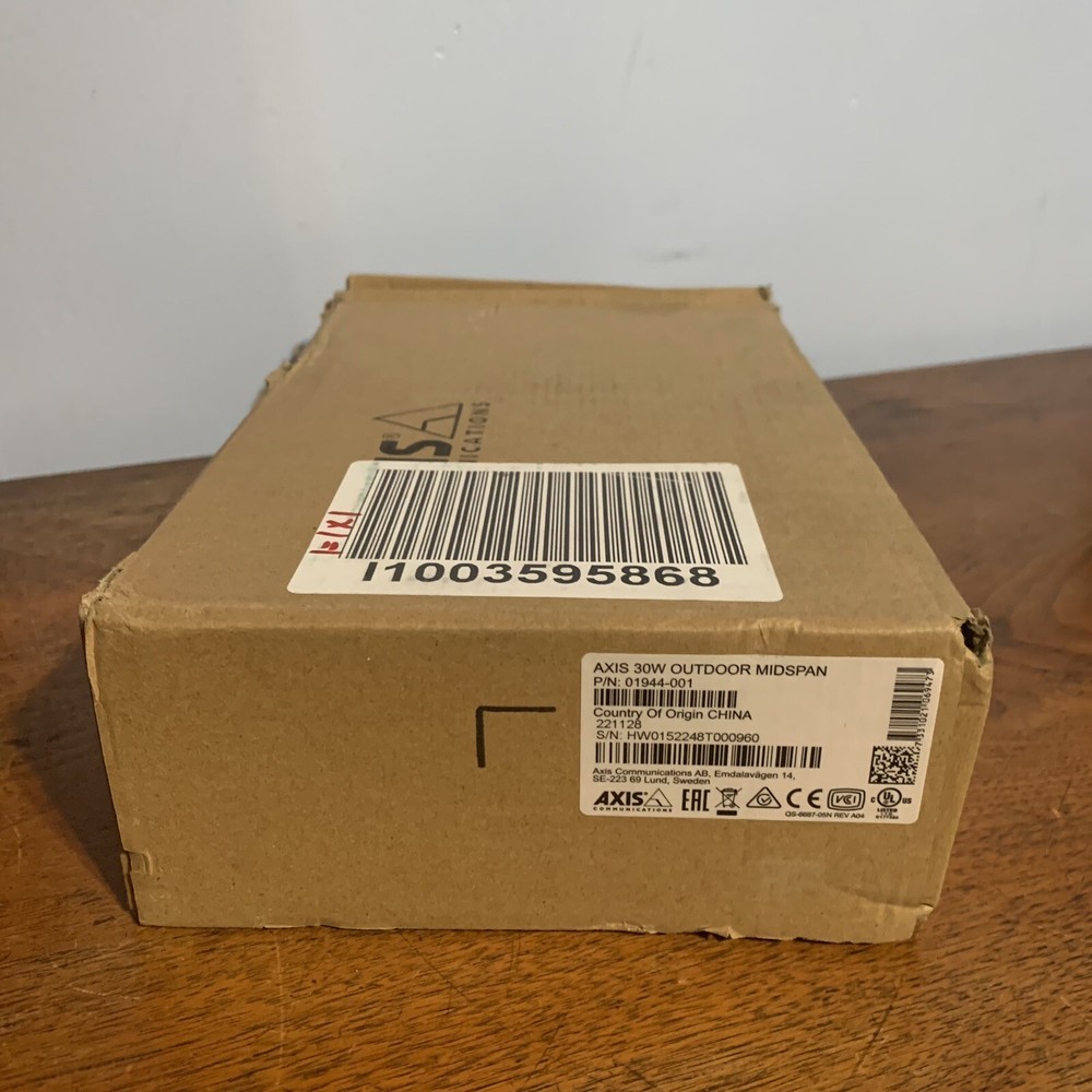 AXIS 01944-001 30 W Outdoor Midspan, PoE Injector for Surveillance Cameras