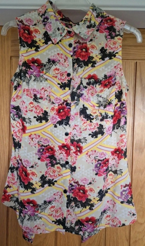 Floral Sleeveless Blouse by Colleen for Women Size 8