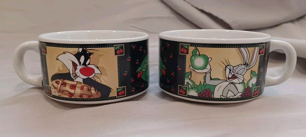 Looney Tunes Sylvester Tweety Bugs Bunny Soup Bowls Set of 2