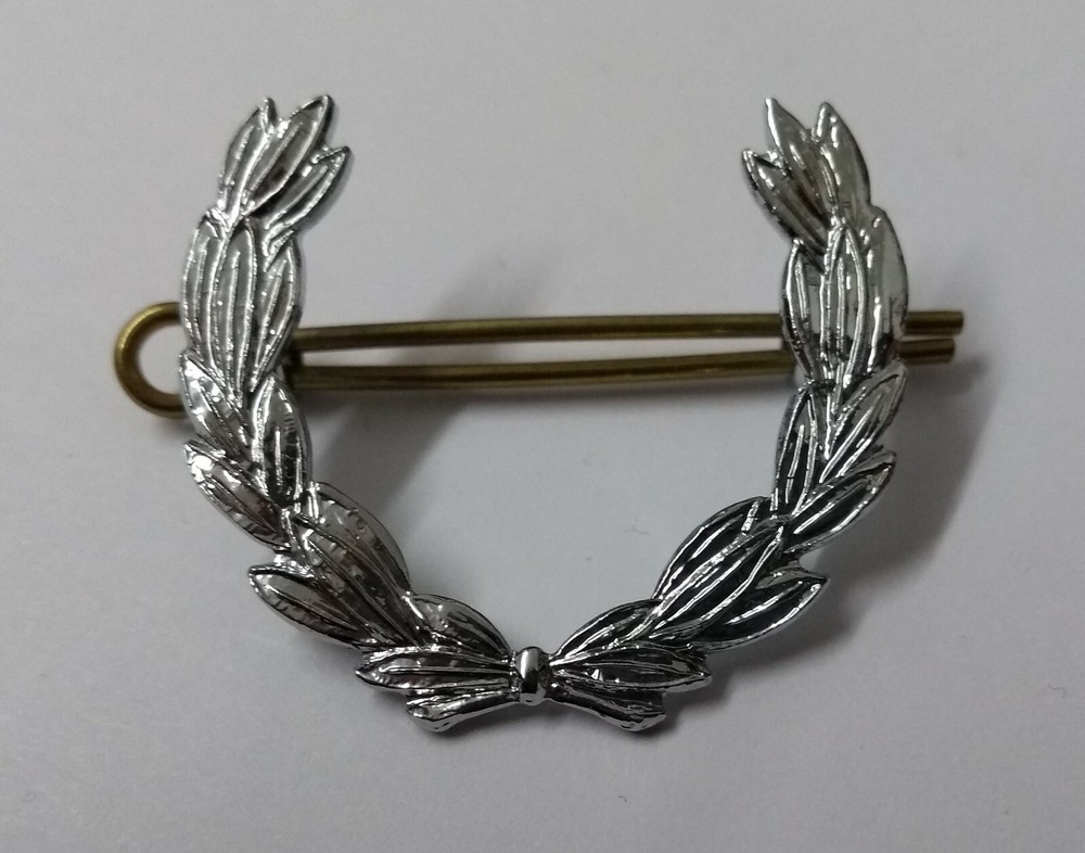 Genuine British Made Laurel Wreath Chrome Badge No Insignia New